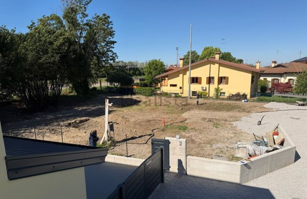 appartamento in vendita a Ronchi dei Legionari in zona San Vito