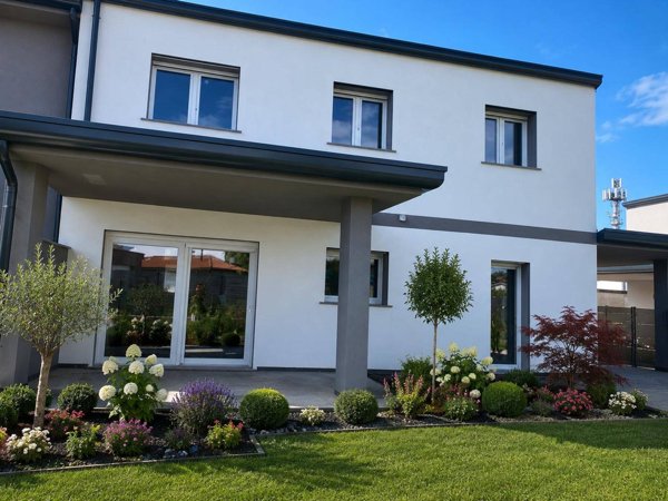 casa indipendente in vendita a Ronchi dei Legionari