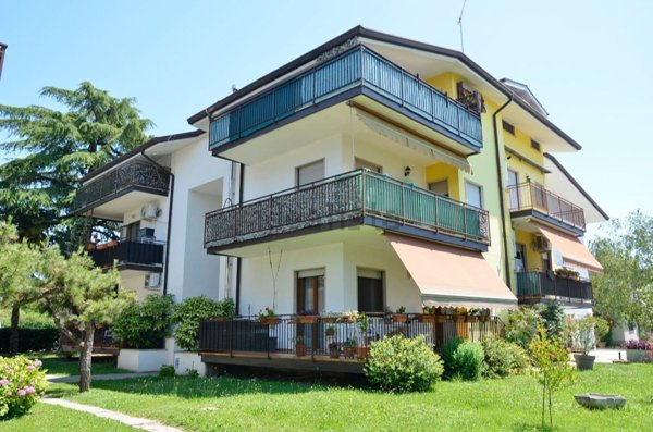 appartamento in vendita a Ronchi dei Legionari in zona Vermegliano