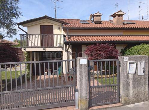 casa indipendente in vendita a Ronchi dei Legionari in zona Soleschiano
