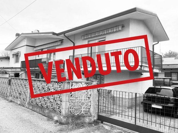 casa indipendente in vendita a Ronchi dei Legionari in zona Vermegliano