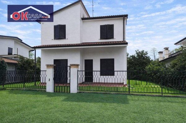 casa indipendente in vendita a Ronchi dei Legionari in zona Vermegliano