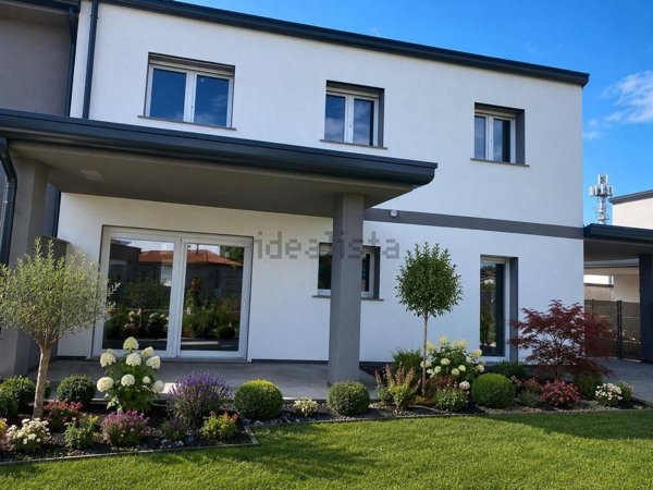 casa indipendente in vendita a Ronchi dei Legionari in zona Vermegliano