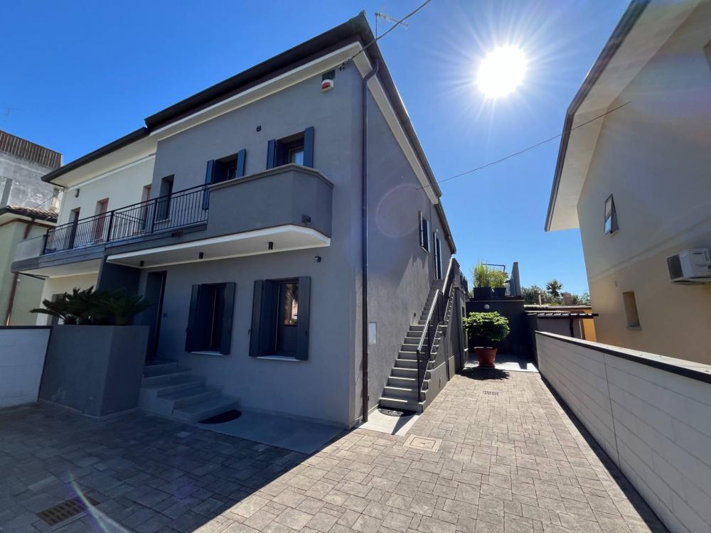 casa indipendente in vendita a Ronchi dei Legionari