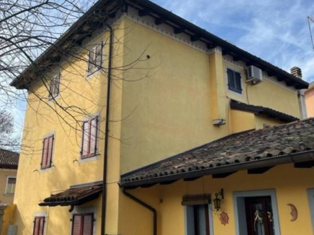 casa indipendente in vendita a Sagrado