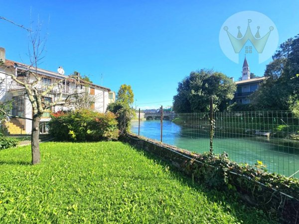 casa indipendente in vendita a Sagrado