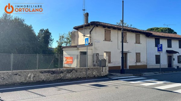 casa indipendente in vendita a Sagrado