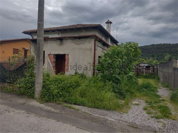 casa indipendente in vendita a Sagrado