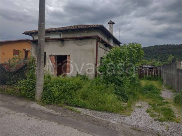 casa indipendente in vendita a Sagrado