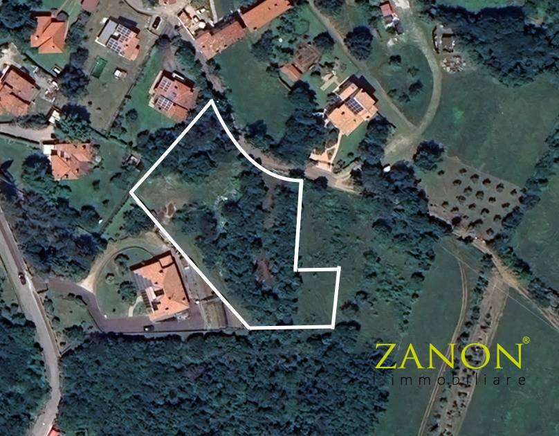 terreno edificabile in vendita a Sagrado in zona San Martino del Carso