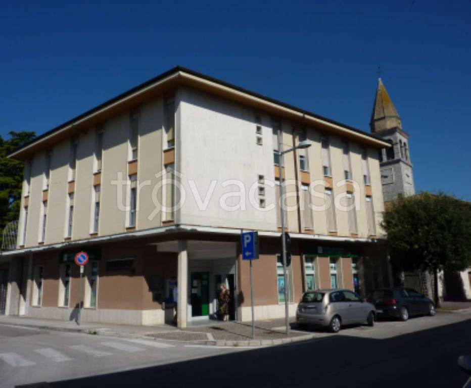 negozio in vendita a San Canzian d'Isonzo in zona Pieris