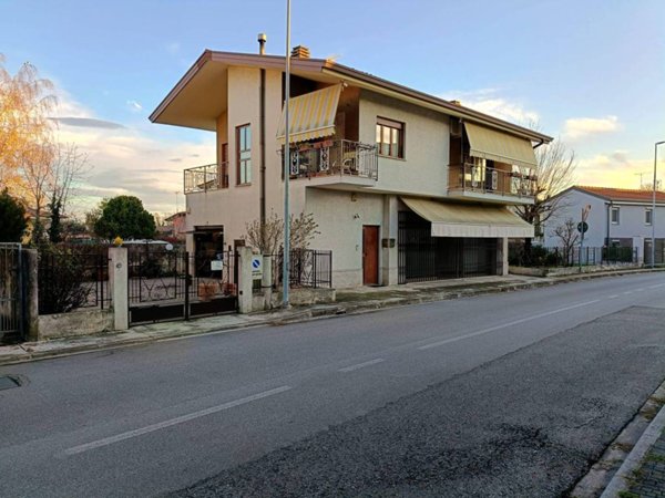 casa indipendente in vendita a San Canzian d'Isonzo in zona Begliano