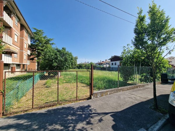 terreno edificabile in vendita a San Canzian d'Isonzo