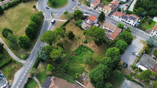 terreno edificabile in vendita a San Canzian d'Isonzo in zona Pieris