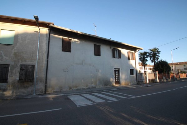 casa indipendente in vendita a San Lorenzo Isontino