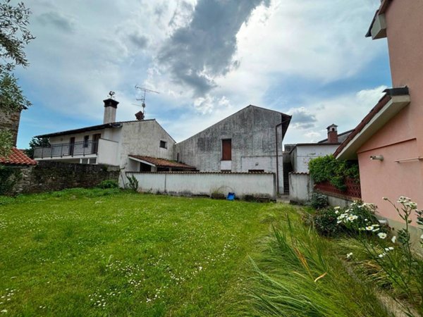 locale di sgombero in vendita a San Lorenzo Isontino