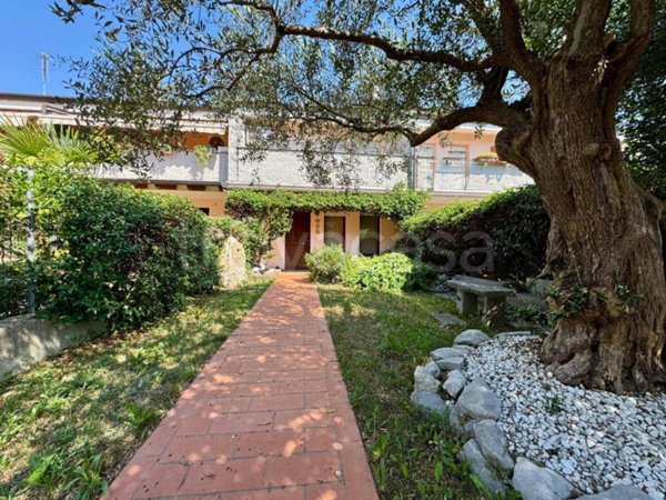 casa indipendente in vendita a San Lorenzo Isontino