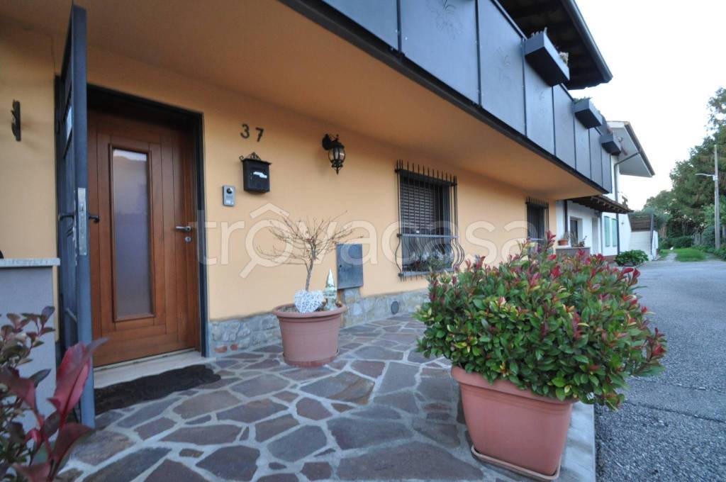 casa indipendente in vendita a San Lorenzo Isontino