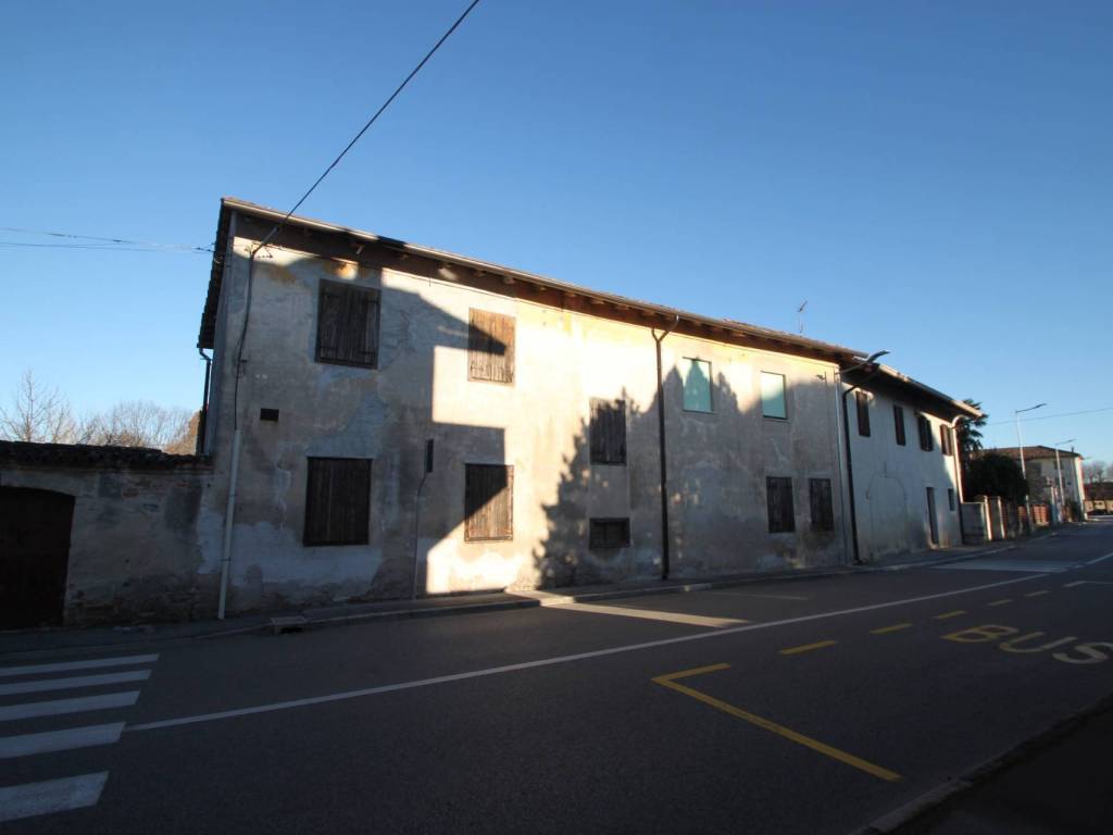 casa indipendente in vendita a San Lorenzo Isontino