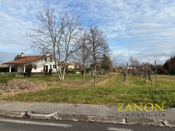 casa indipendente in vendita a San Lorenzo Isontino