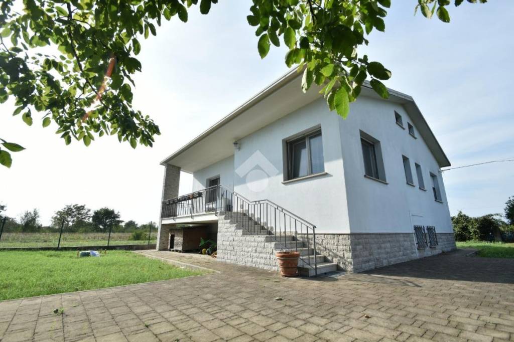 casa indipendente in vendita a Savogna d'Isonzo