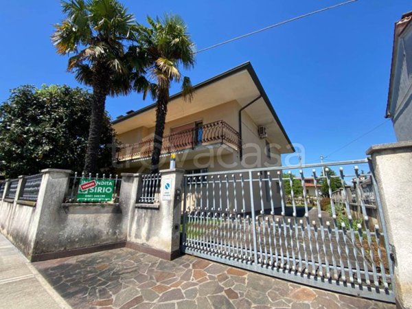 casa indipendente in vendita a Savogna d'Isonzo