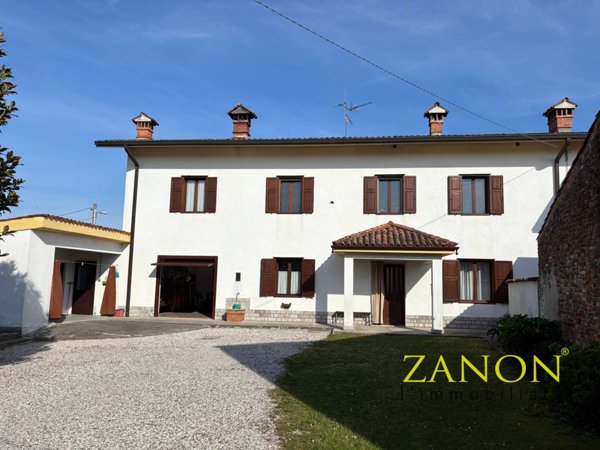 casa indipendente in vendita a Savogna d'Isonzo