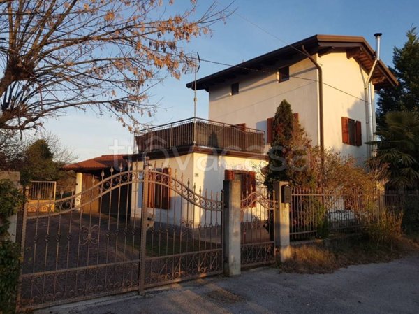 casa indipendente in vendita a Savogna d'Isonzo