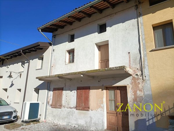 casa indipendente in vendita a Savogna d'Isonzo in zona Peci