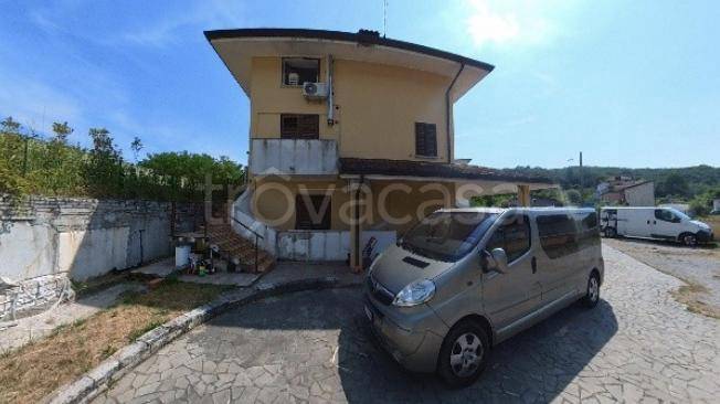 appartamento in vendita a Savogna d'Isonzo in zona Rubbia