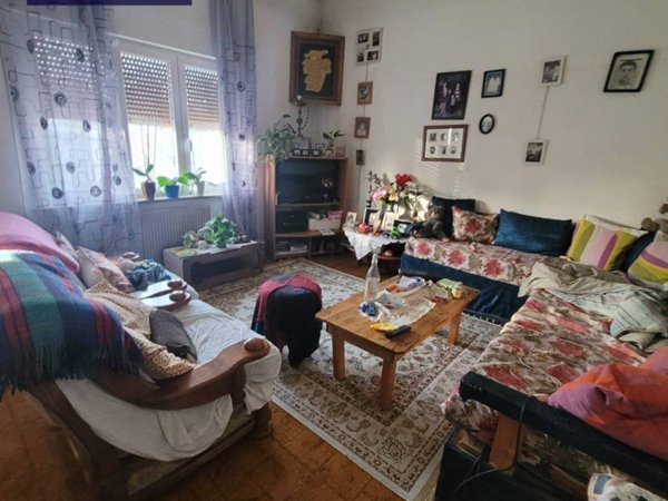 casa indipendente in vendita a Staranzano