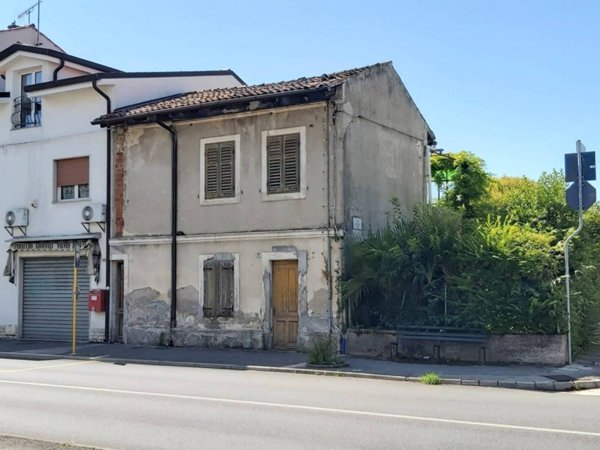 casa indipendente in vendita a Staranzano