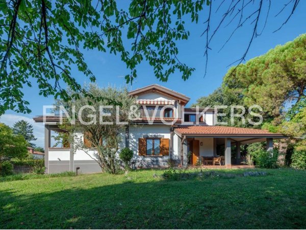 casa indipendente in vendita a Staranzano in zona Bistrigna