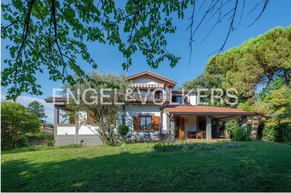 casa indipendente in vendita a Staranzano in zona Bistrigna