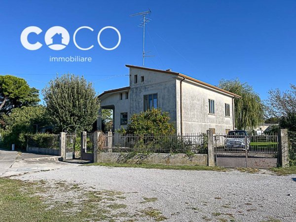 casa indipendente in vendita a Staranzano in zona Bistrigna