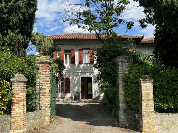 casa indipendente in vendita a Turriaco