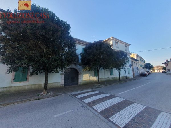 casa indipendente in vendita a Villesse