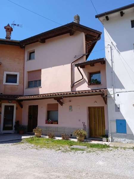 intera palazzina in vendita a Villesse