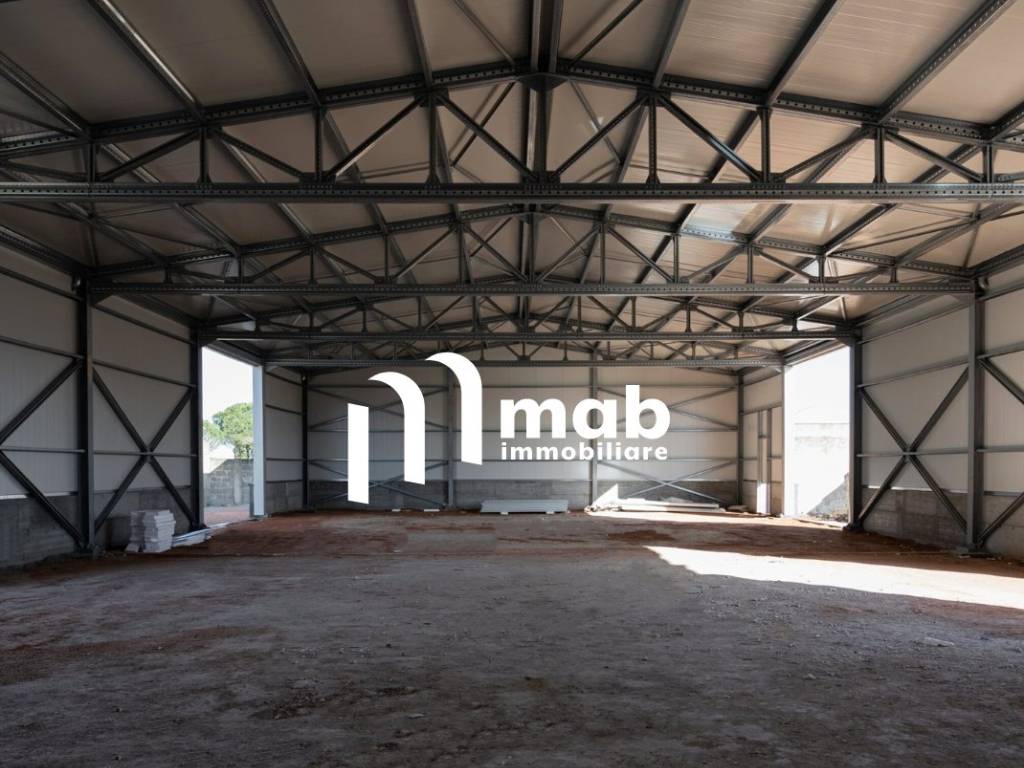capannone in vendita a Villesse