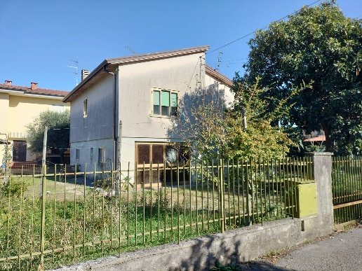 casa indipendente in vendita a Villesse