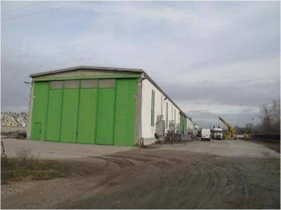 locale commerciale in vendita a Villesse