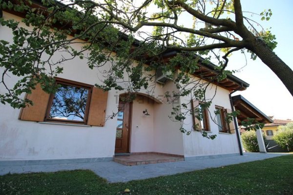 casa indipendente in vendita a Villesse