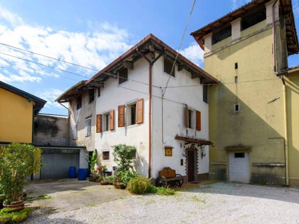 casa indipendente in vendita a Villesse