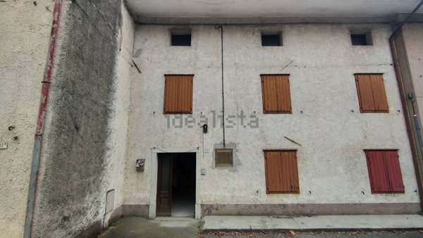 casa indipendente in vendita a Villesse