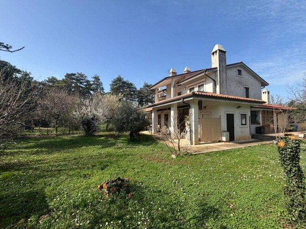 casa indipendente in vendita a Duino Aurisina in zona Malchina