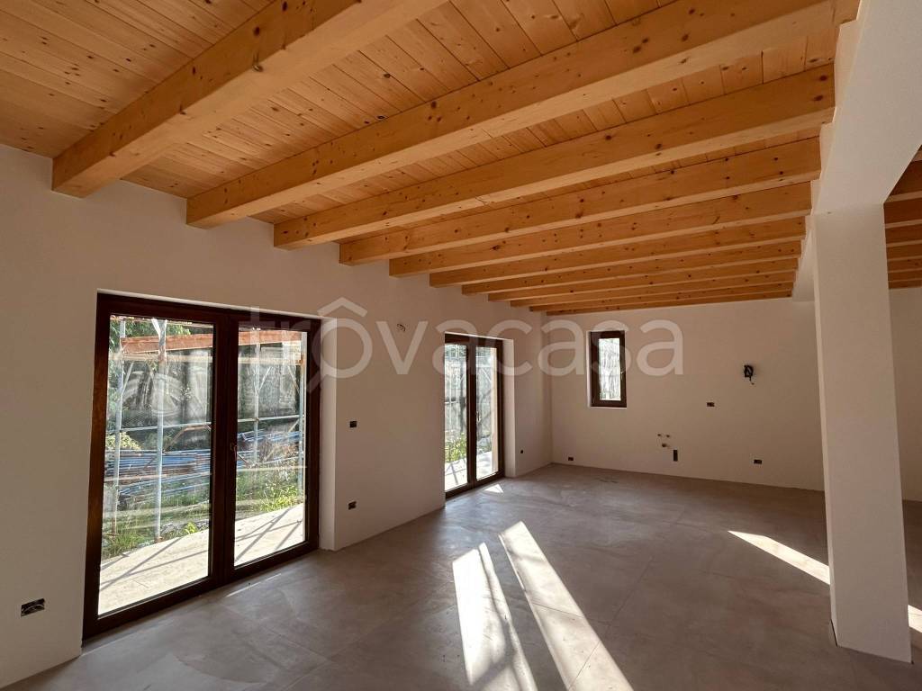 casa indipendente in vendita a Duino Aurisina