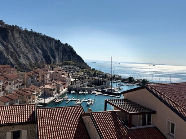 appartamento in vendita a Duino Aurisina