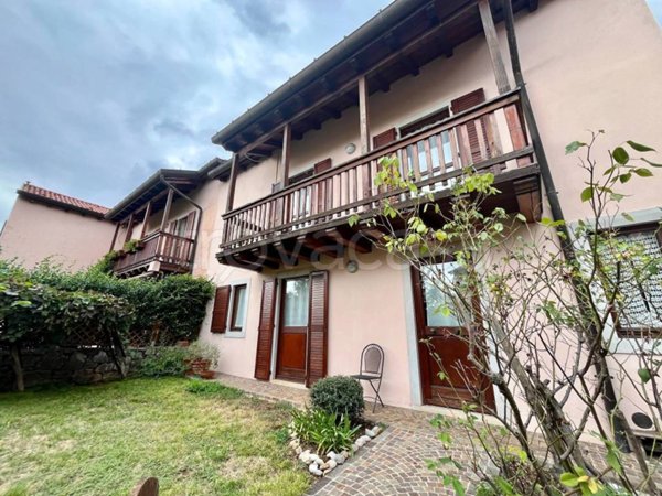 casa indipendente in vendita a Duino Aurisina in zona Malchina