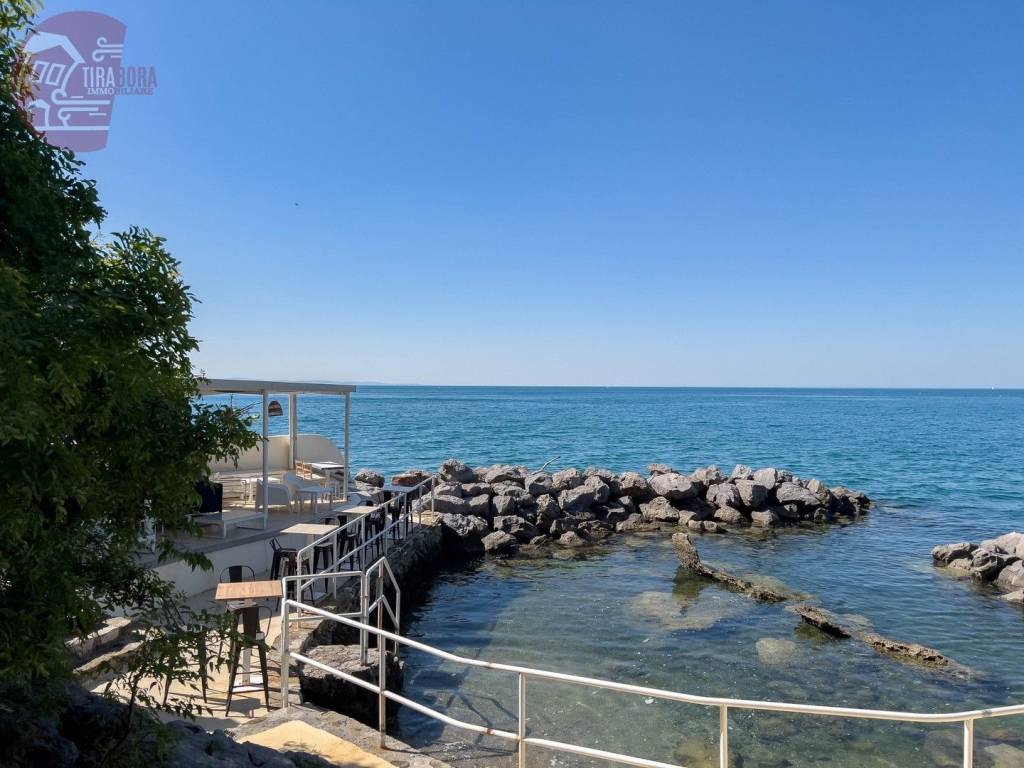 appartamento in vendita a Duino Aurisina