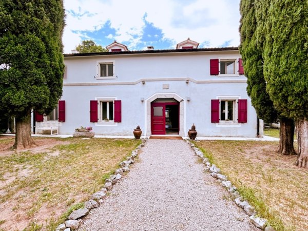 casa indipendente in vendita a Duino Aurisina in zona Duino